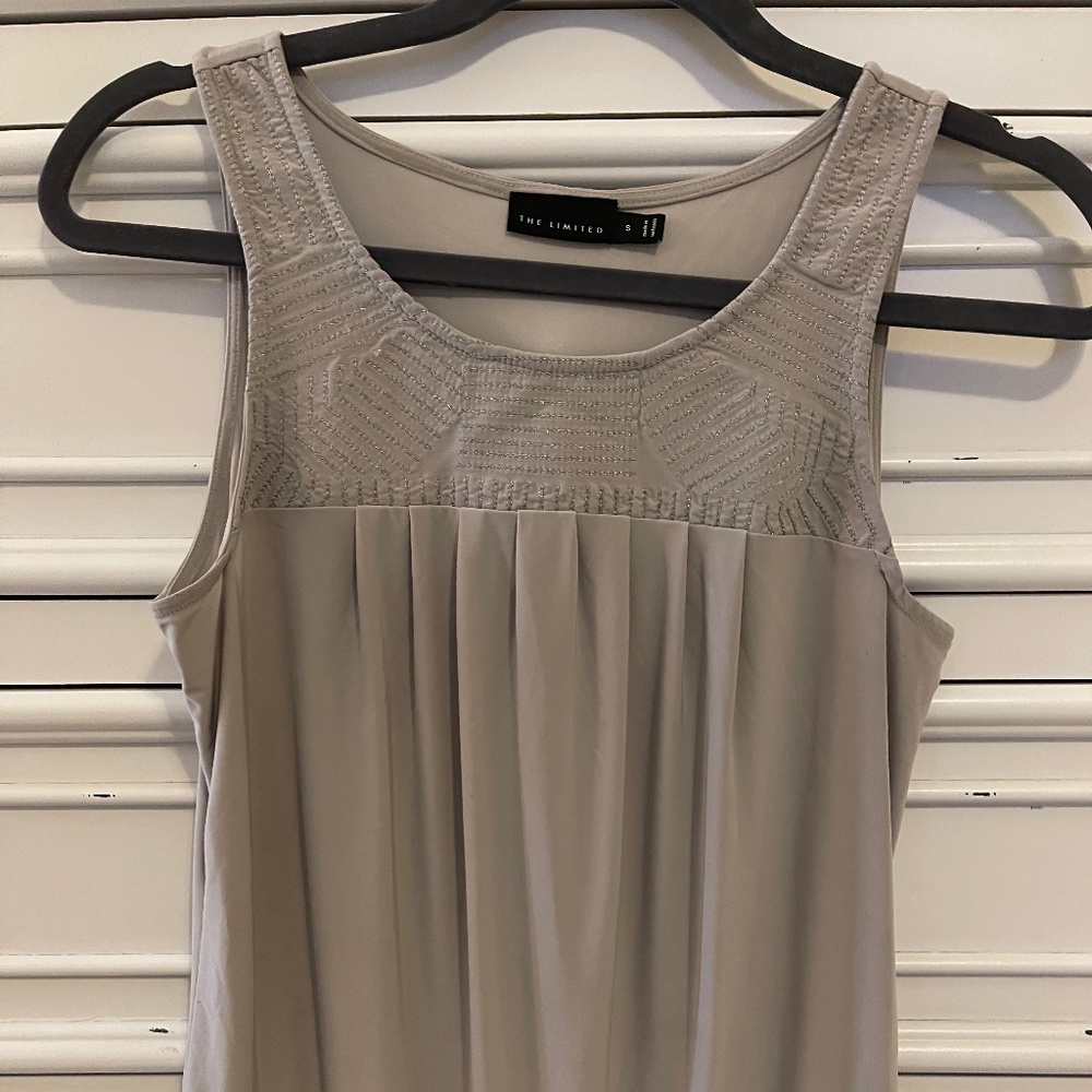 the limited dressy pink sleeveless tank size: small